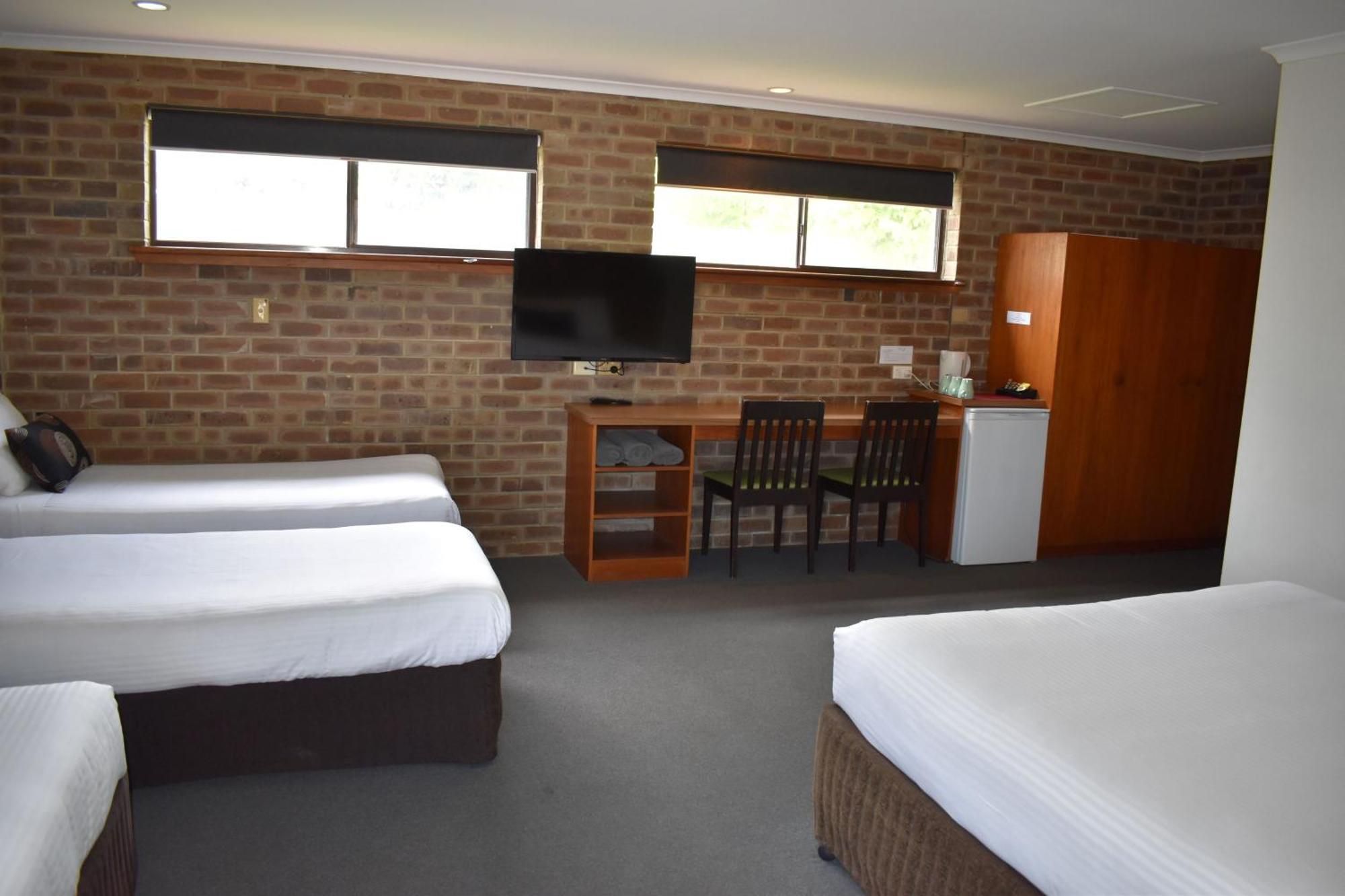Lake Albert Motel Meningie Екстер'єр фото