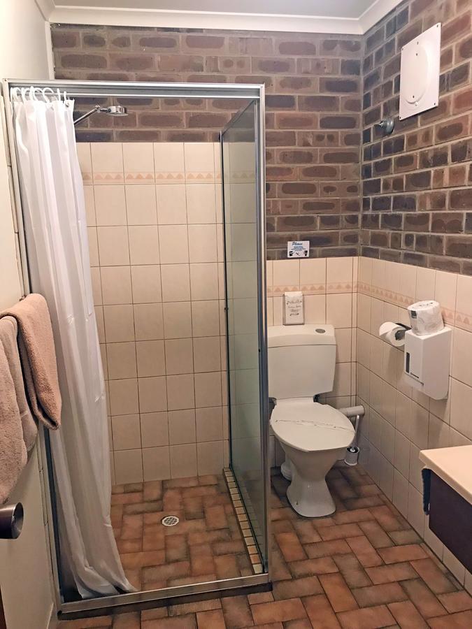 Lake Albert Motel Meningie Екстер'єр фото