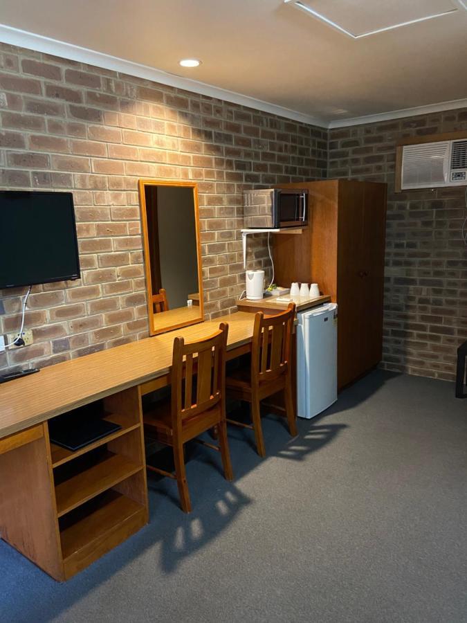 Lake Albert Motel Meningie Екстер'єр фото